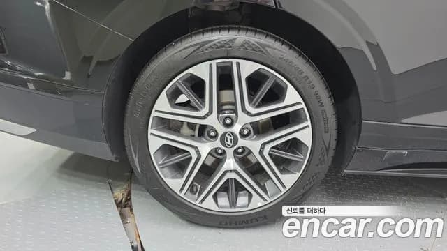 2025 Hyundai Grandeur Hybrid (GN7) Exclusive Sold VIN KMHN2411BSA102303 – interior seats 2025 Hyundai Grandeur Hybrid (GN7) Exclusive Sold VIN KMHN2411BSA102303 – interior seats