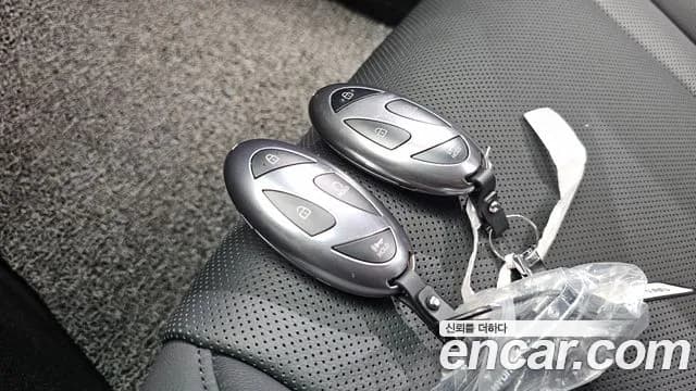2025 Hyundai Grandeur Hybrid (GN7) Exclusive Sold VIN KMHN2411BSA112332 – front exterior 2025 Hyundai Grandeur Hybrid (GN7) Exclusive Sold VIN KMHN2411BSA112332 – front exterior