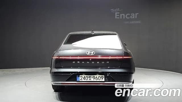 2025 Hyundai Grandeur Hybrid (GN7) Exclusive Sold VIN KMHN2411BSA112332 – dashboard 2025 Hyundai Grandeur Hybrid (GN7) Exclusive Sold VIN KMHN2411BSA112332 – dashboard