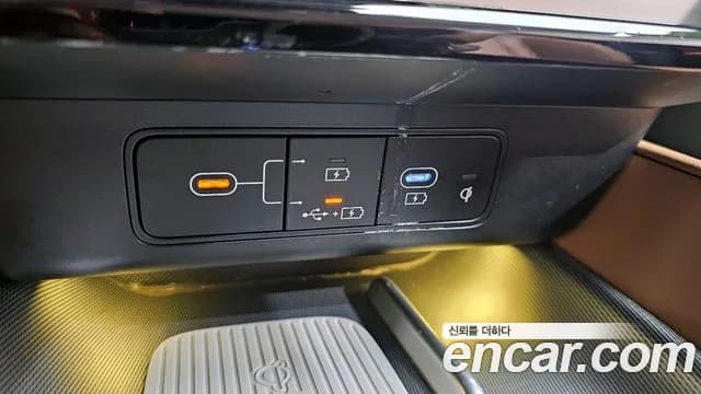 2023 Hyundai Grandeur (GN7) 3.5 Gasoline 2WD Sold VIN KMHN241EBPA011086 – interior seats 2023 Hyundai Grandeur (GN7) 3.5 Gasoline 2WD Sold VIN KMHN241EBPA011086 – interior seats