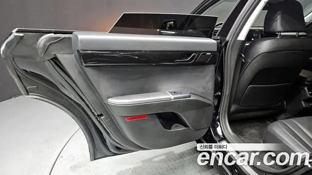 2023 Hyundai Grandeur (GN7) 3.5 Gasoline 2WD Sold VIN KMHN241EBPA012902 – photo 18 2023 Hyundai Grandeur (GN7) 3.5 Gasoline 2WD Sold VIN KMHN241EBPA012902 – photo 18