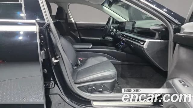 2023 Hyundai Grandeur (GN7) 3.5 Gasoline 2WD Sold VIN KMHN241EBPA039744 – rear exterior 2023 Hyundai Grandeur (GN7) 3.5 Gasoline 2WD Sold VIN KMHN241EBPA039744 – rear exterior
