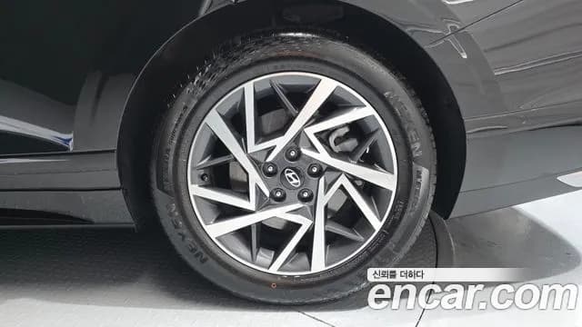 2023 Hyundai Grandeur (GN7) 3.5 Gasoline 2WD Sold VIN KMHN241EBPA039744 – photo 14 2023 Hyundai Grandeur (GN7) 3.5 Gasoline 2WD Sold VIN KMHN241EBPA039744 – photo 14