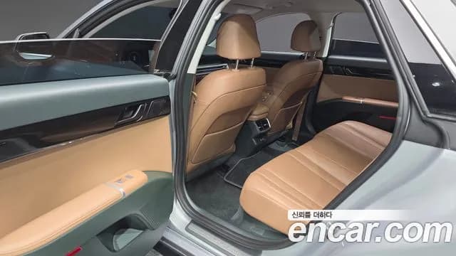 2024 Hyundai Grandeur (GN7) 3.5 LPG 2WD Sold VIN KMHN241FBRA079548 – exterior detail 2024 Hyundai Grandeur (GN7) 3.5 LPG 2WD Sold VIN KMHN241FBRA079548 – exterior detail