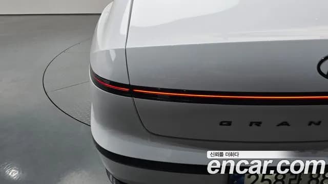 2023 Hyundai Grandeur Hybrid (GN7) Calligraphy Sold VIN KMHN3411BPA003088 – interior seats 2023 Hyundai Grandeur Hybrid (GN7) Calligraphy Sold VIN KMHN3411BPA003088 – interior seats