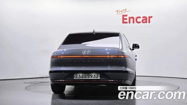 2023 Hyundai Grandeur Hybrid (GN7) Calligraphy Sold VIN KMHN3411BPA006487 – exterior detail 2023 Hyundai Grandeur Hybrid (GN7) Calligraphy Sold VIN KMHN3411BPA006487 – exterior detail