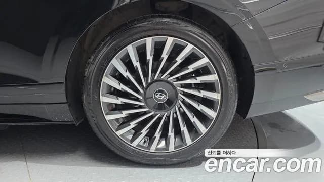 2023 Hyundai Grandeur Hybrid (GN7) Calligraphy Sold VIN KMHN3411BPA008408 – engine bay 2023 Hyundai Grandeur Hybrid (GN7) Calligraphy Sold VIN KMHN3411BPA008408 – engine bay