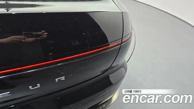 2023 Hyundai Grandeur Hybrid (GN7) Calligraphy Sold VIN KMHN3411BPA009546 – front exterior 2023 Hyundai Grandeur Hybrid (GN7) Calligraphy Sold VIN KMHN3411BPA009546 – front exterior