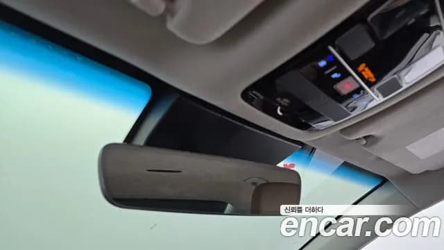 2023 Hyundai Grandeur Hybrid (GN7) Calligraphy Sold VIN KMHN3411BPA009546 – interior seats 2023 Hyundai Grandeur Hybrid (GN7) Calligraphy Sold VIN KMHN3411BPA009546 – interior seats