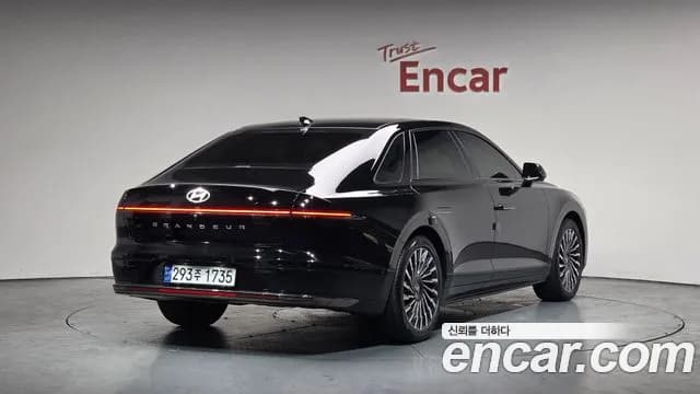 2023 Hyundai Grandeur Hybrid (GN7) Calligraphy Sold VIN KMHN3411BPA014721 – dashboard 2023 Hyundai Grandeur Hybrid (GN7) Calligraphy Sold VIN KMHN3411BPA014721 – dashboard