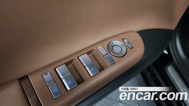 2023 Hyundai Grandeur Hybrid (GN7) Calligraphy Sold VIN KMHN3411BPA015636 – photo 13 2023 Hyundai Grandeur Hybrid (GN7) Calligraphy Sold VIN KMHN3411BPA015636 – photo 13