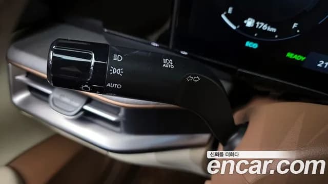 2023 Hyundai Grandeur Hybrid (GN7) Calligraphy Sold VIN KMHN3411BPA016128 – photo 11 2023 Hyundai Grandeur Hybrid (GN7) Calligraphy Sold VIN KMHN3411BPA016128 – photo 11