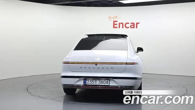 2023 Hyundai Grandeur Hybrid (GN7) Calligraphy Sold VIN KMHN3411BPA016128 – photo 12 2023 Hyundai Grandeur Hybrid (GN7) Calligraphy Sold VIN KMHN3411BPA016128 – photo 12