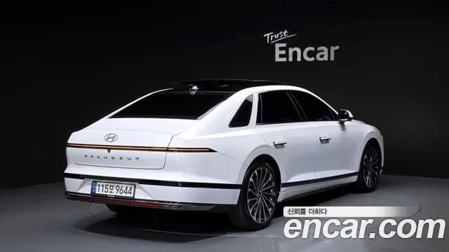 2023 Hyundai Grandeur Hybrid (GN7) Calligraphy Sold VIN KMHN3411BPA028687 – photo 16 2023 Hyundai Grandeur Hybrid (GN7) Calligraphy Sold VIN KMHN3411BPA028687 – photo 16