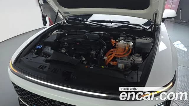 2023 Hyundai Grandeur Hybrid (GN7) Calligraphy Sold VIN KMHN3411BPA029500 – photo 24 2023 Hyundai Grandeur Hybrid (GN7) Calligraphy Sold VIN KMHN3411BPA029500 – photo 24