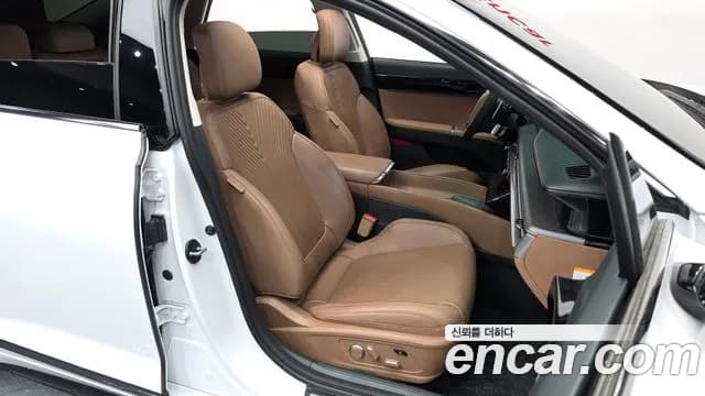2023 Hyundai Grandeur Hybrid (GN7) Calligraphy Sold VIN KMHN3411BPA037076 – undercarriage 2023 Hyundai Grandeur Hybrid (GN7) Calligraphy Sold VIN KMHN3411BPA037076 – undercarriage