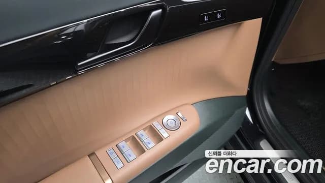 2023 Hyundai Grandeur Hybrid (GN7) Calligraphy Sold VIN KMHN3411BPA038299 – exterior detail 2023 Hyundai Grandeur Hybrid (GN7) Calligraphy Sold VIN KMHN3411BPA038299 – exterior detail