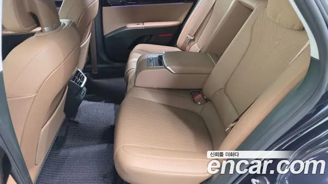 2023 Hyundai Grandeur Hybrid (GN7) Calligraphy Sold VIN KMHN3411BPA038299 – photo 14 2023 Hyundai Grandeur Hybrid (GN7) Calligraphy Sold VIN KMHN3411BPA038299 – photo 14