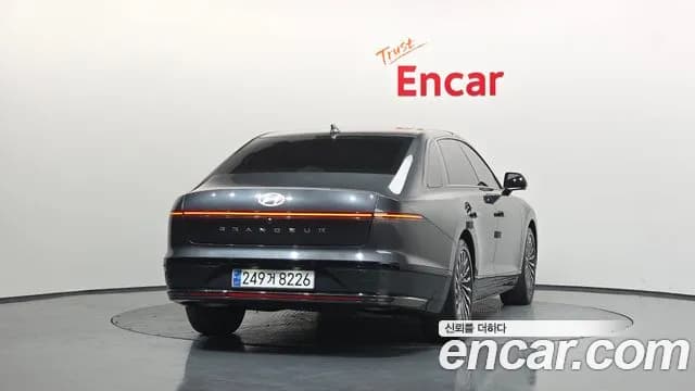 2023 Hyundai Grandeur Hybrid (GN7) Calligraphy Sold VIN KMHN3411BPA047050 – dashboard 2023 Hyundai Grandeur Hybrid (GN7) Calligraphy Sold VIN KMHN3411BPA047050 – dashboard