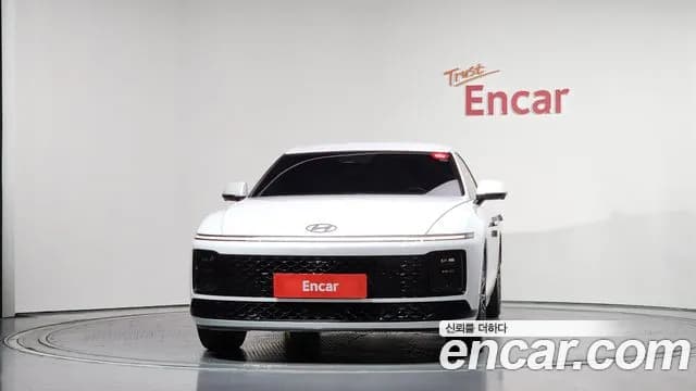2023 Hyundai Grandeur Hybrid (GN7) Calligraphy Sold VIN KMHN3411BPA048233 – exterior detail 2023 Hyundai Grandeur Hybrid (GN7) Calligraphy Sold VIN KMHN3411BPA048233 – exterior detail