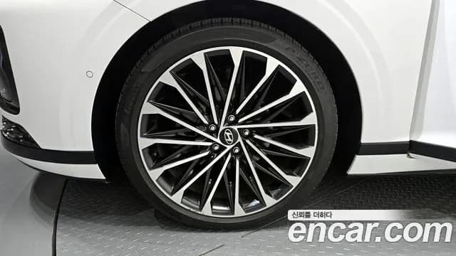 2023 Hyundai Grandeur Hybrid (GN7) Calligraphy Sold VIN KMHN3411BPA052915 – undercarriage 2023 Hyundai Grandeur Hybrid (GN7) Calligraphy Sold VIN KMHN3411BPA052915 – undercarriage