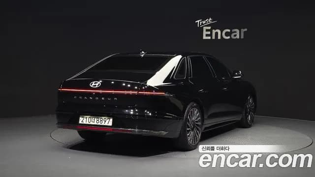 2023 Hyundai Grandeur Hybrid (GN7) Calligraphy Sold VIN KMHN3411BPA054619 – exterior detail 2023 Hyundai Grandeur Hybrid (GN7) Calligraphy Sold VIN KMHN3411BPA054619 – exterior detail