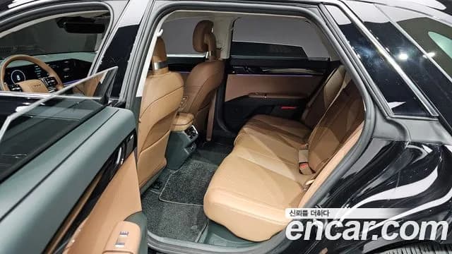 2023 Hyundai Grandeur Hybrid (GN7) Calligraphy Sold VIN KMHN3411BPA057567 – front exterior 2023 Hyundai Grandeur Hybrid (GN7) Calligraphy Sold VIN KMHN3411BPA057567 – front exterior