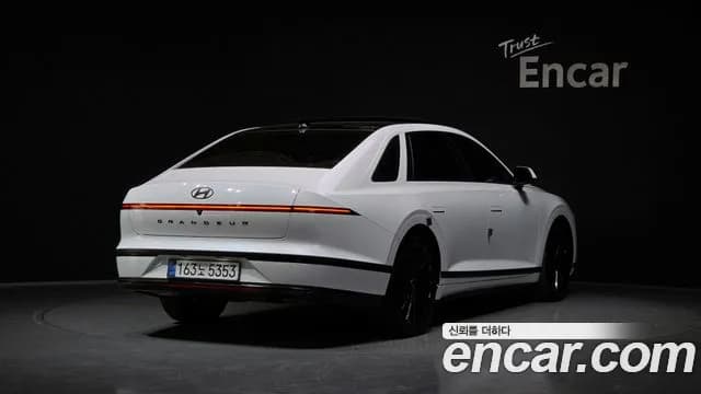2023 Hyundai Grandeur Hybrid (GN7) Calligraphy Sold VIN KMHN3411BPA058919 – side profile 2023 Hyundai Grandeur Hybrid (GN7) Calligraphy Sold VIN KMHN3411BPA058919 – side profile
