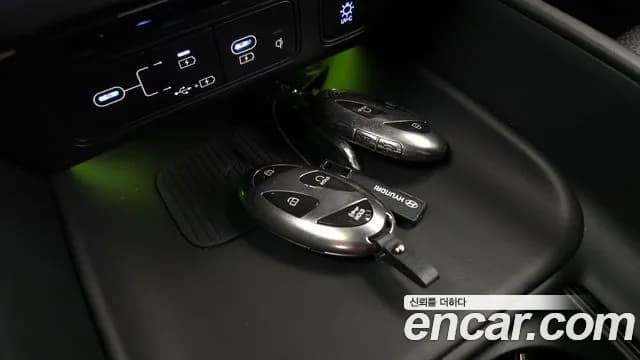 2023 Hyundai Grandeur Hybrid (GN7) Calligraphy Sold VIN KMHN3411BPA058919 – exterior detail 2023 Hyundai Grandeur Hybrid (GN7) Calligraphy Sold VIN KMHN3411BPA058919 – exterior detail