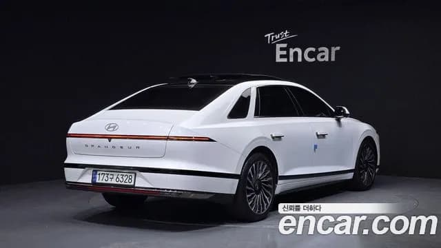2023 Hyundai Grandeur Hybrid (GN7) Calligraphy Sold VIN KMHN3411BPA060523 – photo 13 2023 Hyundai Grandeur Hybrid (GN7) Calligraphy Sold VIN KMHN3411BPA060523 – photo 13