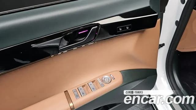 2024 Hyundai Grandeur Hybrid (GN7) Calligraphy Sold VIN KMHN3411BRA063231 – interior seats 2024 Hyundai Grandeur Hybrid (GN7) Calligraphy Sold VIN KMHN3411BRA063231 – interior seats