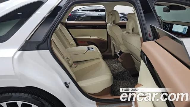 2024 Hyundai Grandeur Hybrid (GN7) Calligraphy Sold VIN KMHN3411BRA067162 – rear exterior 2024 Hyundai Grandeur Hybrid (GN7) Calligraphy Sold VIN KMHN3411BRA067162 – rear exterior