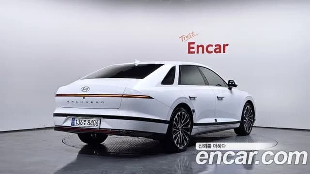 2024 Hyundai Grandeur Hybrid (GN7) Calligraphy Sold VIN KMHN3411BRA067162 – engine bay 2024 Hyundai Grandeur Hybrid (GN7) Calligraphy Sold VIN KMHN3411BRA067162 – engine bay
