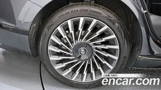 2024 Hyundai Grandeur Hybrid (GN7) Calligraphy Sold VIN KMHN3411BRA068868 – photo 13 2024 Hyundai Grandeur Hybrid (GN7) Calligraphy Sold VIN KMHN3411BRA068868 – photo 13
