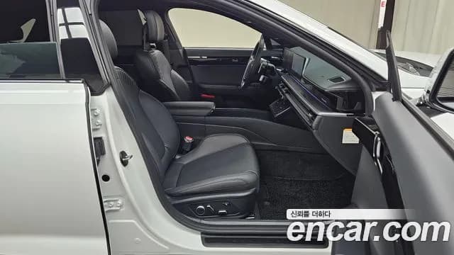 2024 Hyundai Grandeur Hybrid (GN7) Calligraphy Sold VIN KMHN3411BRA073011 – rear exterior 2024 Hyundai Grandeur Hybrid (GN7) Calligraphy Sold VIN KMHN3411BRA073011 – rear exterior