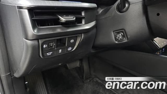 2024 Hyundai Grandeur Hybrid (GN7) Calligraphy Sold VIN KMHN3411BRA073011 – dashboard 2024 Hyundai Grandeur Hybrid (GN7) Calligraphy Sold VIN KMHN3411BRA073011 – dashboard