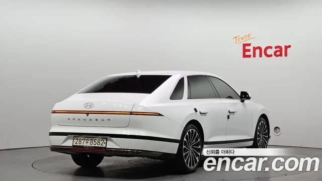 2024 Hyundai Grandeur Hybrid (GN7) Calligraphy Sold VIN KMHN3411BRA073158 – photo 11 2024 Hyundai Grandeur Hybrid (GN7) Calligraphy Sold VIN KMHN3411BRA073158 – photo 11