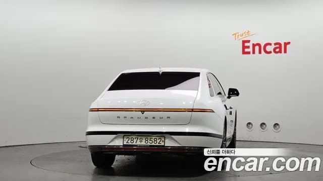 2024 Hyundai Grandeur Hybrid (GN7) Calligraphy Sold VIN KMHN3411BRA073158 – photo 27 2024 Hyundai Grandeur Hybrid (GN7) Calligraphy Sold VIN KMHN3411BRA073158 – photo 27