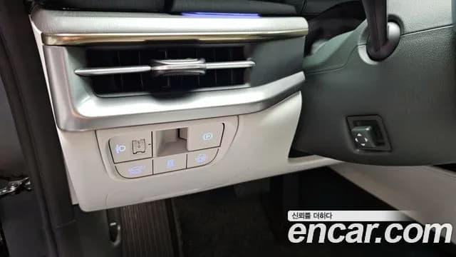 2024 Hyundai Grandeur Hybrid (GN7) Calligraphy Sold VIN KMHN3411BRA073216 – odometer reading 2024 Hyundai Grandeur Hybrid (GN7) Calligraphy Sold VIN KMHN3411BRA073216 – odometer reading