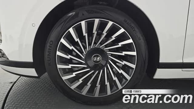2024 Hyundai Grandeur Hybrid (GN7) Calligraphy Sold VIN KMHN3411BRA076713 – interior seats 2024 Hyundai Grandeur Hybrid (GN7) Calligraphy Sold VIN KMHN3411BRA076713 – interior seats