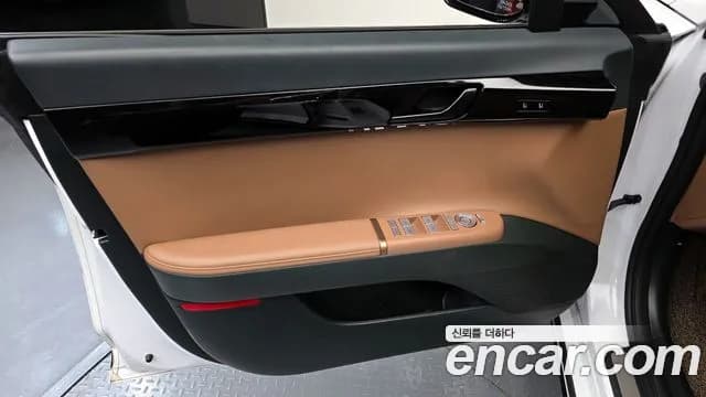 2025 Hyundai Grandeur Hybrid (GN7) Calligraphy Sold VIN KMHN3411BSA081525 – odometer reading 2025 Hyundai Grandeur Hybrid (GN7) Calligraphy Sold VIN KMHN3411BSA081525 – odometer reading