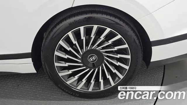 2025 Hyundai Grandeur Hybrid (GN7) Calligraphy Sold VIN KMHN3411BSA102795 – photo 16 2025 Hyundai Grandeur Hybrid (GN7) Calligraphy Sold VIN KMHN3411BSA102795 – photo 16