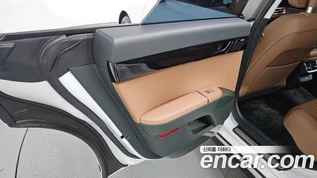 2025 Hyundai Grandeur Hybrid (GN7) Calligraphy Sold VIN KMHN3411BSA102795 – photo 18 2025 Hyundai Grandeur Hybrid (GN7) Calligraphy Sold VIN KMHN3411BSA102795 – photo 18