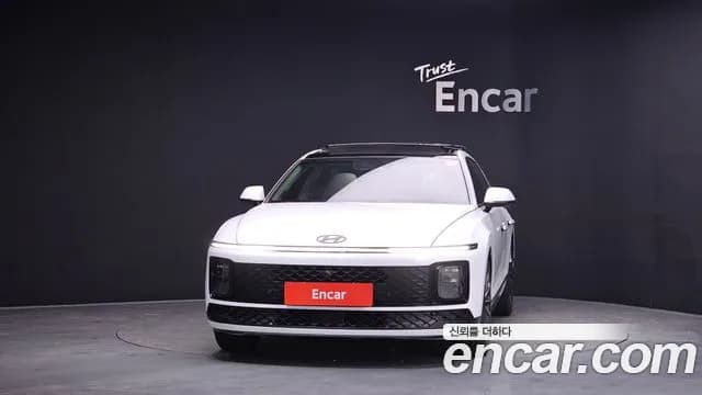 2025 Hyundai Grandeur Hybrid (GN7) Calligraphy Sold VIN KMHN3411BSA104971 – front exterior 2025 Hyundai Grandeur Hybrid (GN7) Calligraphy Sold VIN KMHN3411BSA104971 – front exterior