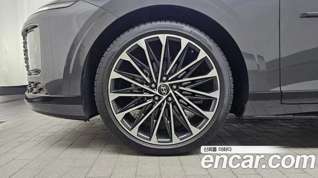 2025 Hyundai Grandeur Hybrid (GN7) Calligraphy Sold VIN KMHN3411BSA107734 – photo 11 2025 Hyundai Grandeur Hybrid (GN7) Calligraphy Sold VIN KMHN3411BSA107734 – photo 11