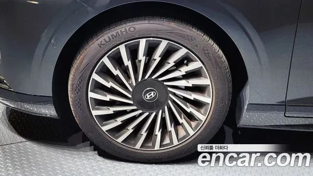2026 Hyundai Grandeur Hybrid (GN7) Calligraphy Sold VIN KMHN3411BTA126212 – exterior detail 2026 Hyundai Grandeur Hybrid (GN7) Calligraphy Sold VIN KMHN3411BTA126212 – exterior detail