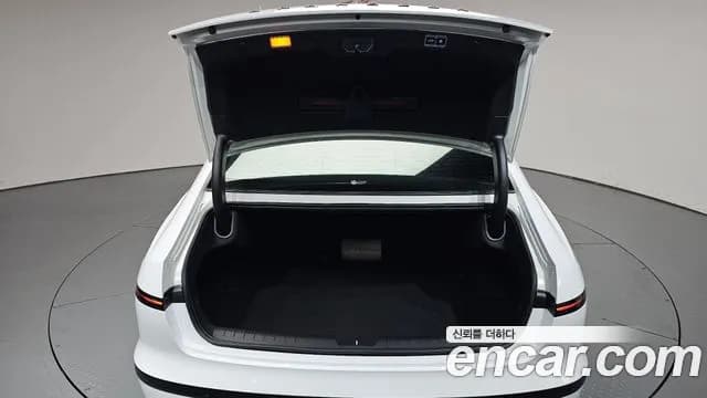 2026 Hyundai Grandeur Hybrid (GN7) Calligraphy Sold VIN KMHN3411BTA132726 – interior seats 2026 Hyundai Grandeur Hybrid (GN7) Calligraphy Sold VIN KMHN3411BTA132726 – interior seats