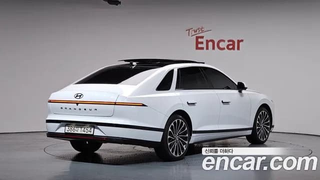 2026 Hyundai Grandeur Hybrid (GN7) Calligraphy Sold VIN KMHN3411BTA150778 – photo 18 2026 Hyundai Grandeur Hybrid (GN7) Calligraphy Sold VIN KMHN3411BTA150778 – photo 18