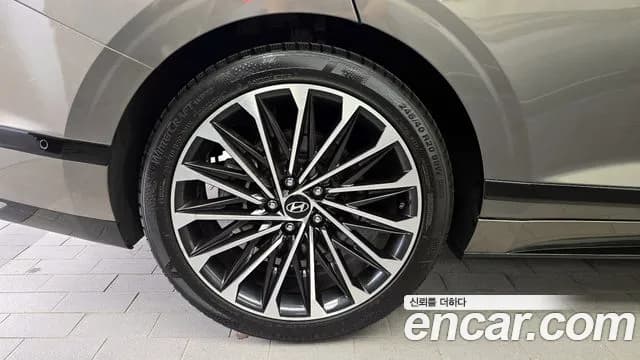 2024 Hyundai Grandeur (GN7) 3.5 Gasoline 2WD Sold VIN KMHN341EBRA070603 – undercarriage 2024 Hyundai Grandeur (GN7) 3.5 Gasoline 2WD Sold VIN KMHN341EBRA070603 – undercarriage