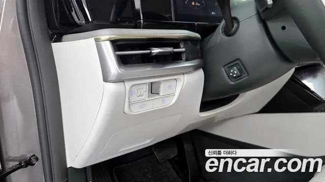2024 Hyundai Grandeur (GN7) 3.5 Gasoline 2WD Sold VIN KMHN341EBRA070603 – photo 17 2024 Hyundai Grandeur (GN7) 3.5 Gasoline 2WD Sold VIN KMHN341EBRA070603 – photo 17